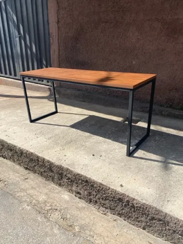 Mesa estilo industrial