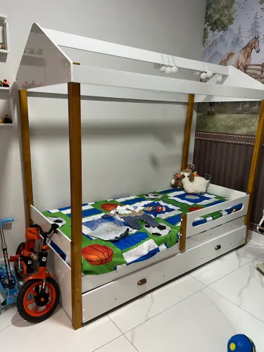 Bi-cama montessoriana