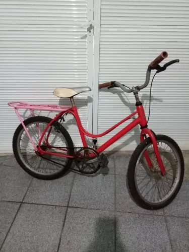 Bicicleta 250,00 .VENDER LOGO ,semi nova