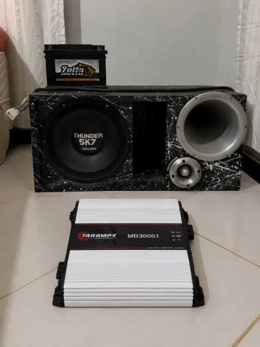Vendo som de carro completo