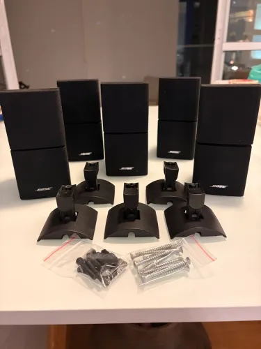 Home theater 5.1 Bose Acoustimass 15 c/ Suportes