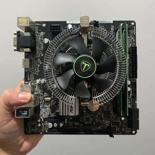 Kit Gamer i3 8100 com 16GB DDR4 e Placa Mãe ASRock H310CM-HG4 com garantia