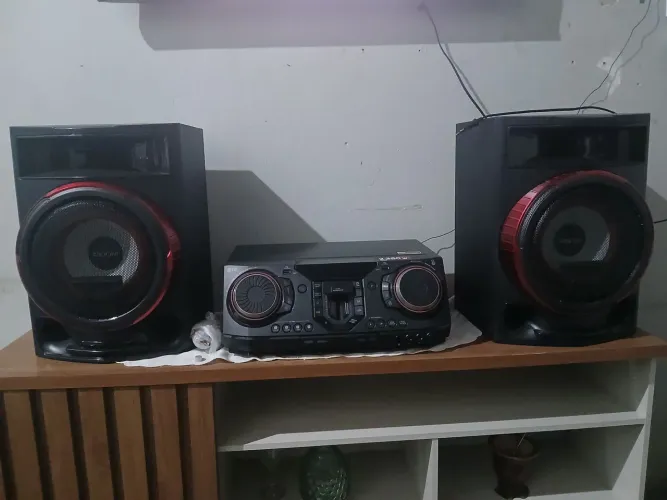 Vendo micro sistem LG 2350W
