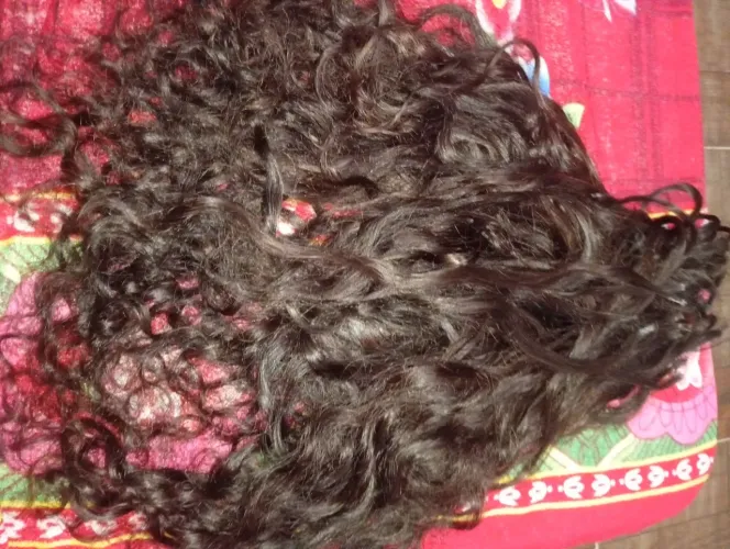 Vende se cabelo cacheado 