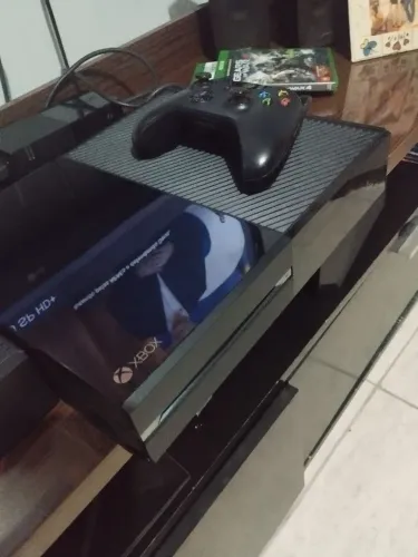 Xbox One Fat 100% funcionando troco em PS4 Slim 