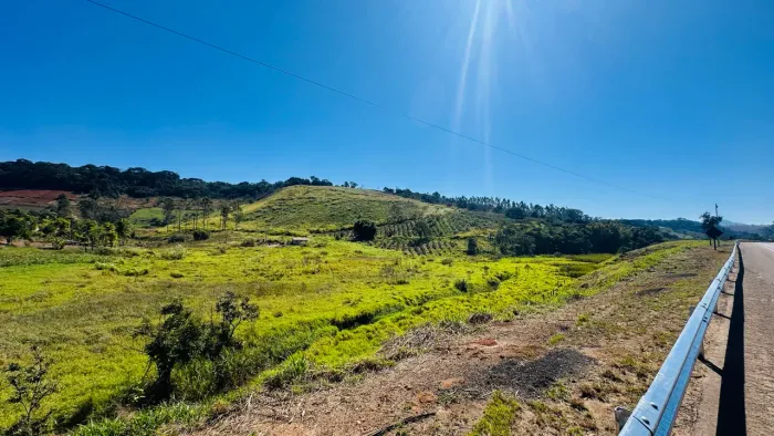 Terreno com 4 alqueiro