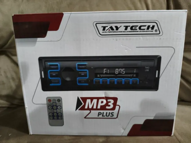 Rádio Universal Positron