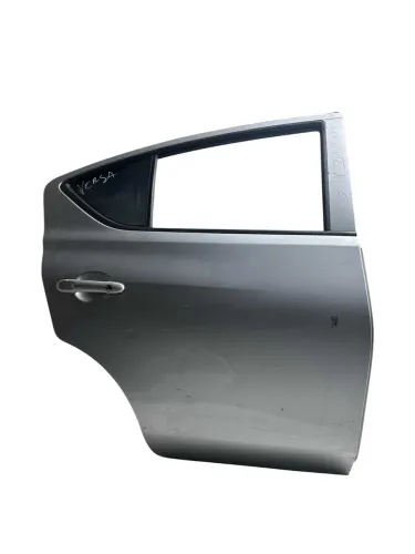 Porta traseira direita Nissan Versa 15 a 19