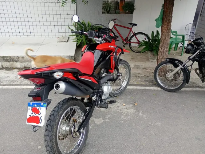 Honda nxr 160 bros 2024 nova?58