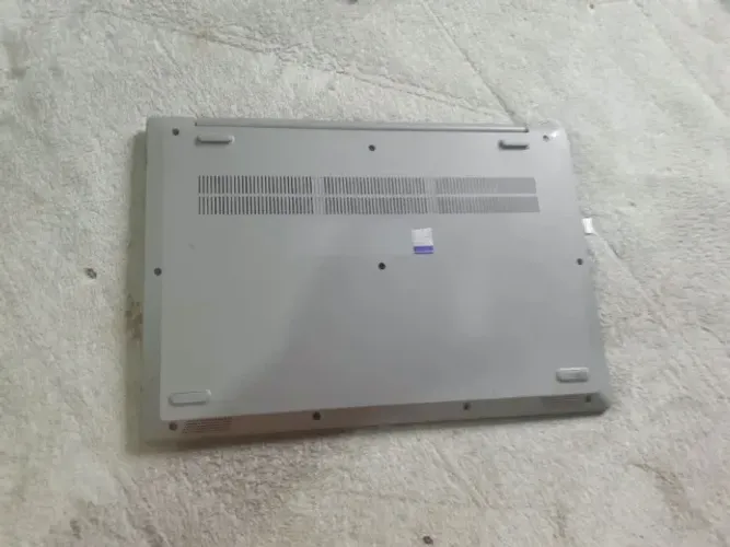 notebook Lenovo ipad i3 4gb de RAM 1TB de hd