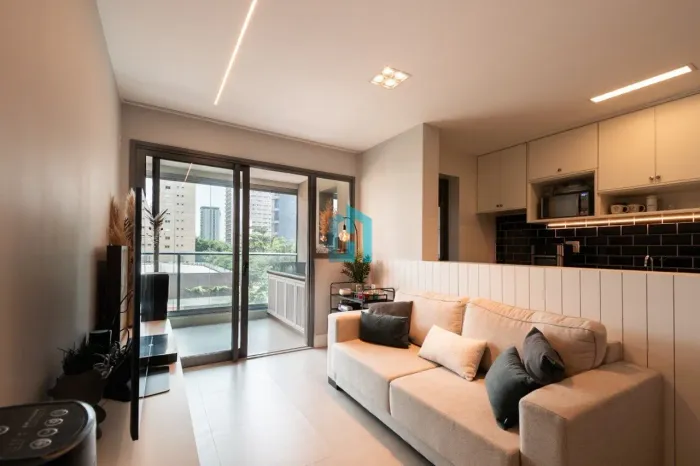 Lindo apartamento mobiliado para venda ou locação em Moema, com 2 dormitórios, 1 vaga e ga