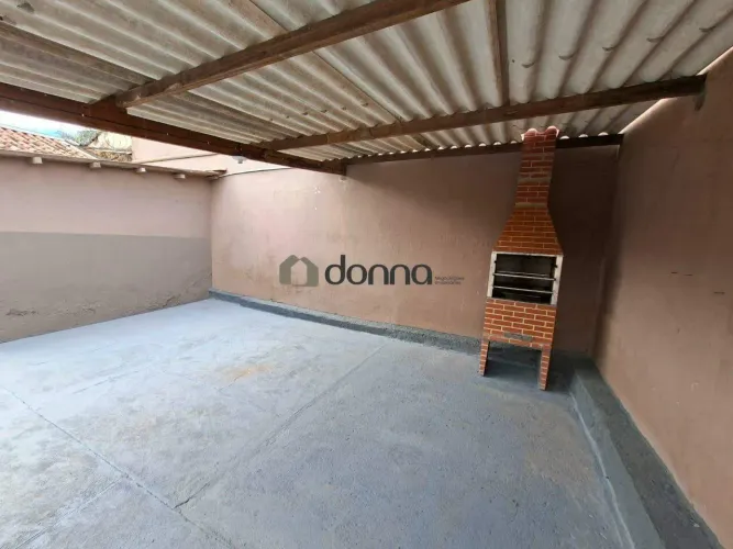 Casa residencial para aluguel em Uberaba - 3 quartos, quintal e churrasqueira