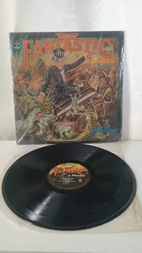 Disco vinil Elton John Captain Fantastic 1975 completo com encarte