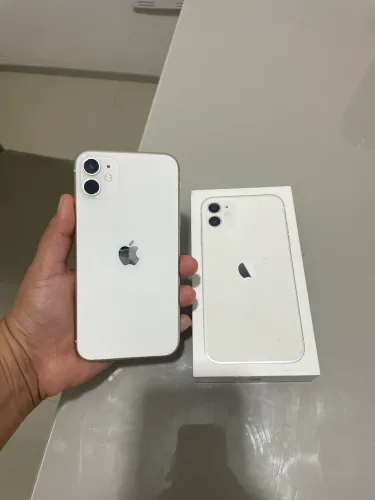 iPhone 11 64gb Branco