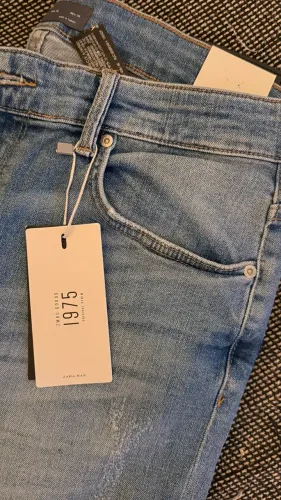 Calça jeans Skinny Zara Nova