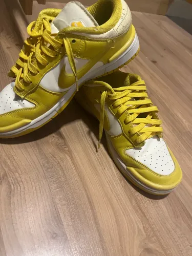 Nike Dunk Low Twist amarelo