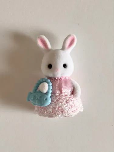 coelha de neve seashore friends sylvanian families