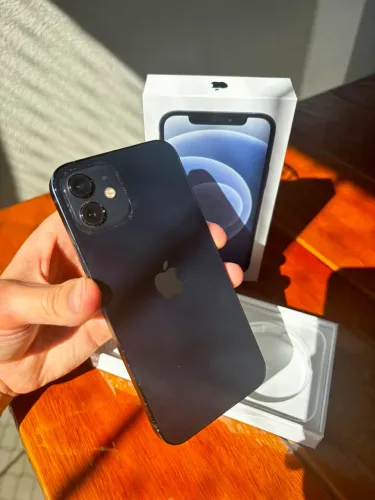iPhone 12