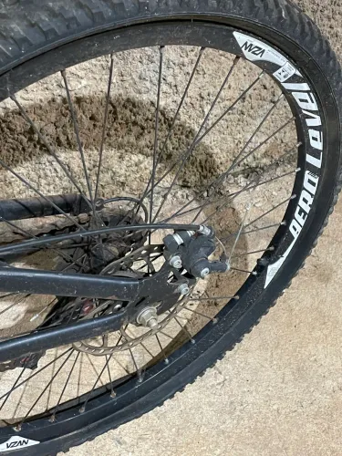 Bicicleta MTB Full Suspension Aro 26 - Freio a Disco