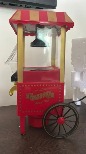 Pipoqueira elétrica carrinho Retro