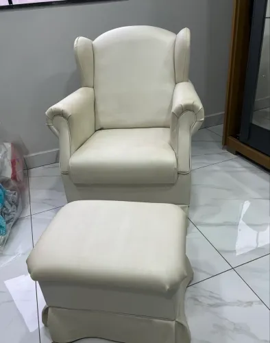 Poltrona de amamentação