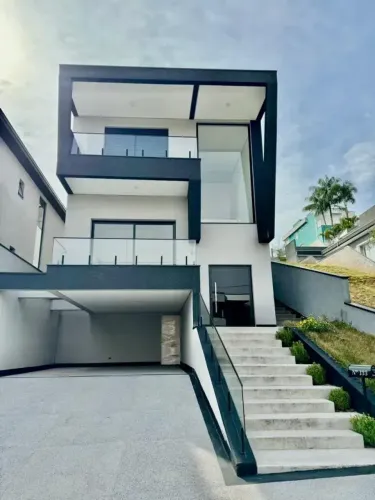 LINDA CASA À VENDA | CONDOMÍNIO NEW VILLE - SANTANA DE PARNAÍBA