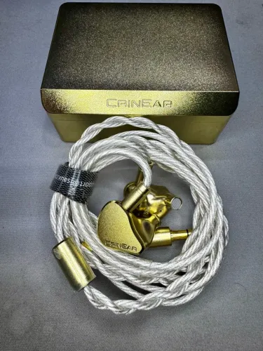 CrinEar Monolith - Raridade limitada - Estado de novo