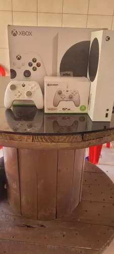 xbox series s em perfeito estado