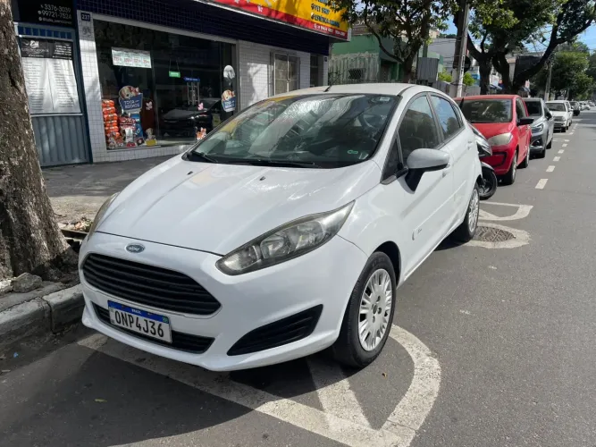 Ford Fiesta 1.5 16V Flex Mec. 5P 2014
