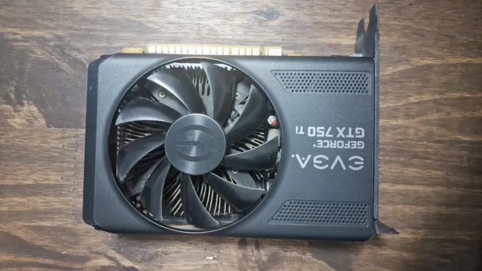 PLACA DE VÍDEO 750TI