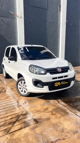 Fiat Uno Attractive 1.0 EVO Fire Flex 8V 5P 2021