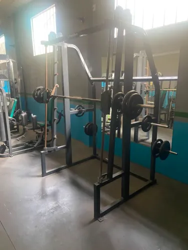 Vendo aparelhos de academia linha profissional Nakagym