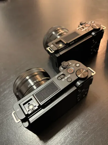 Câmera Sony ZVE 10