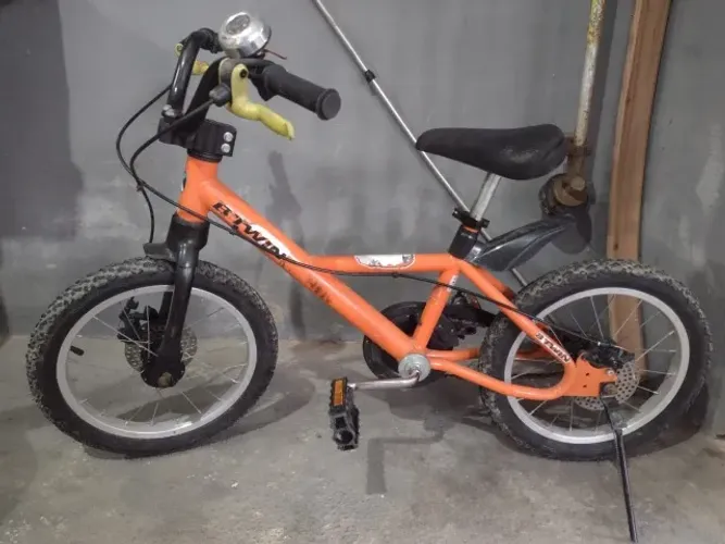 BICICLETA INFANTIL ARO 16 **SEMI NOVA**