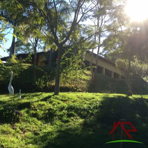 Excelente Sitio em Esmeralda com casa com 5 quatros!!!