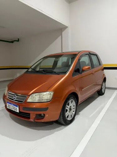 Fiat Idea HLX 1.8 MPI Flex 8V 5P 2006
