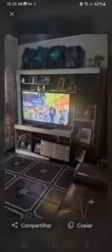 Estante grande para enfeitar sua sala, colocando tudo que vc mais gosta de infeite.
