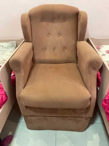 Poltrona amamentação com balanço Suede Rosa