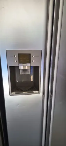 refrigerador Side by Side da marca LG (como os modelos da linha GC-L207WTQ 
