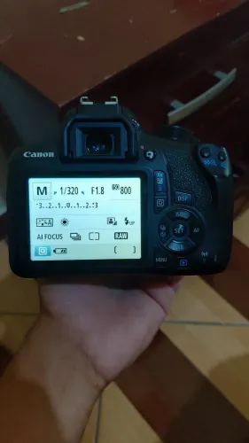 Câmera Cânon T6 + Lente do kit