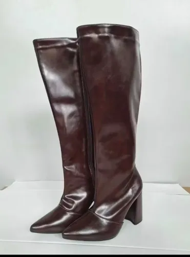 Bota cano longo nova