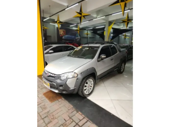 Fiat Strada Adventure1.8/ 1.8 Locker Flex CD 2016
