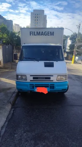Vendo Iveco Daily 4912 Baú
