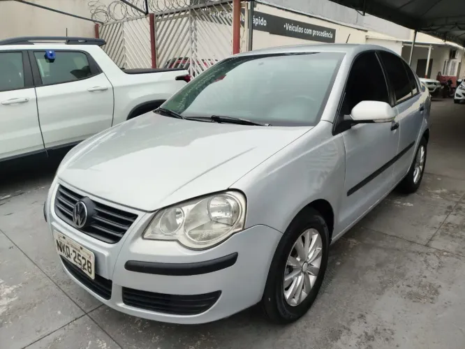 Volkswagen Polo Sedan 1.6 MI Total Flex 8V 4P 2010