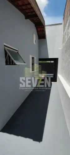 Casa à Venda no Parque Santa Edwiges Bauru 3 Quartos, Suíte, Quintal Amplo e Churrasqueir
