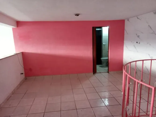 Excelente loja com espaço VIP na sobre loja no bairro de Lourdes JF a 20 min. Do centro