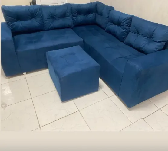 SOFÁ . Azul bem confortável . Espuma D33