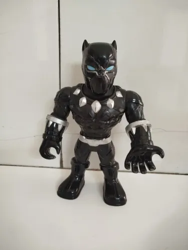 Boneco do Pantera Negra
