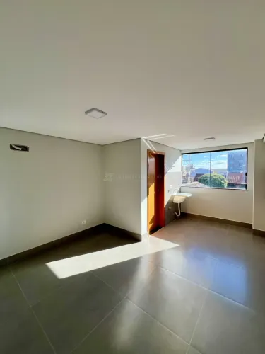 Apartamento Padrão em Maringá