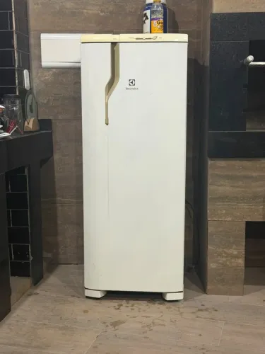 Geladeira Eletrolux